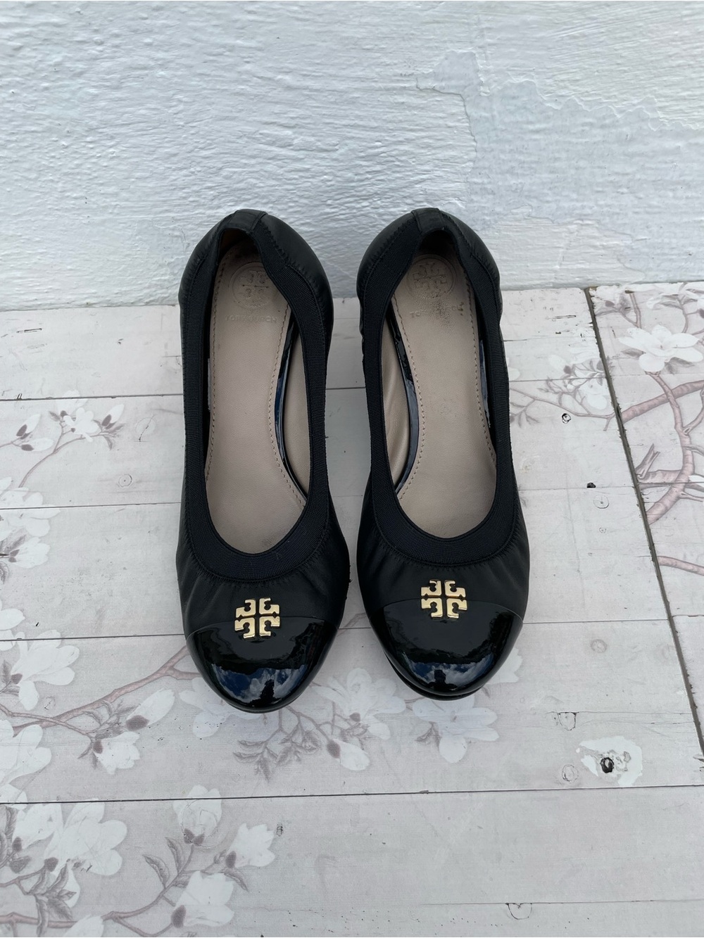 Tory Burch Black Patent Cap-Toe Ballet Flats with Gold Logo